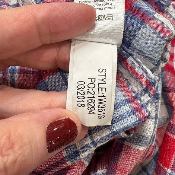 Vineyard Vines Mens Size M Classic Fit Tucker Shirt Button Up Cotton Plaid - Picture 12 of 14